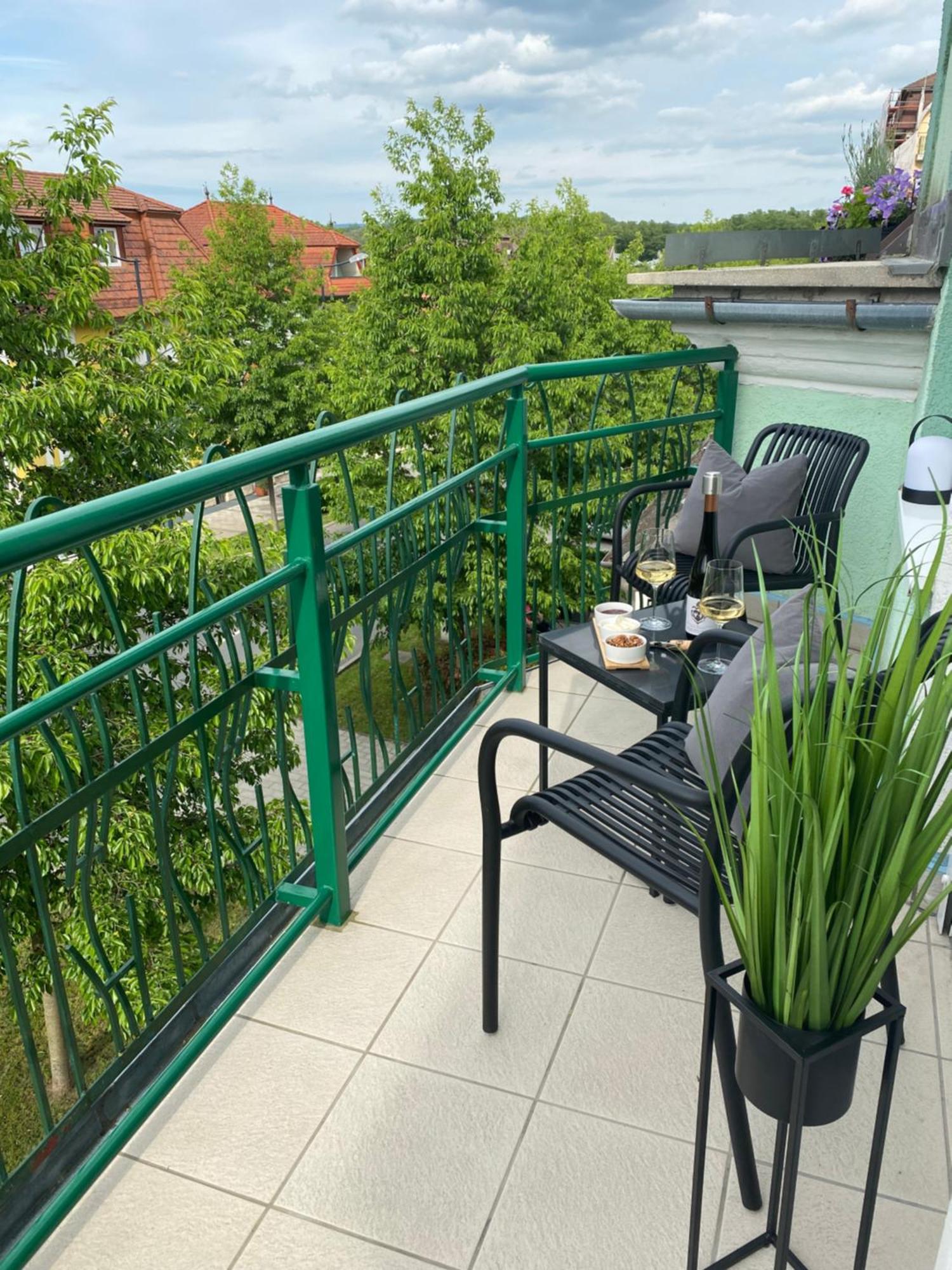 Ikon Apartment Heviz Exterior foto
